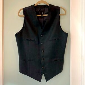 Excellent condition Men’s vest M